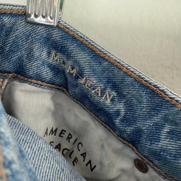 American Eagle Distressed Stretch Mom Jean Ripped Destroyed Size 4 SHORT EUC - Picture 9 of 10